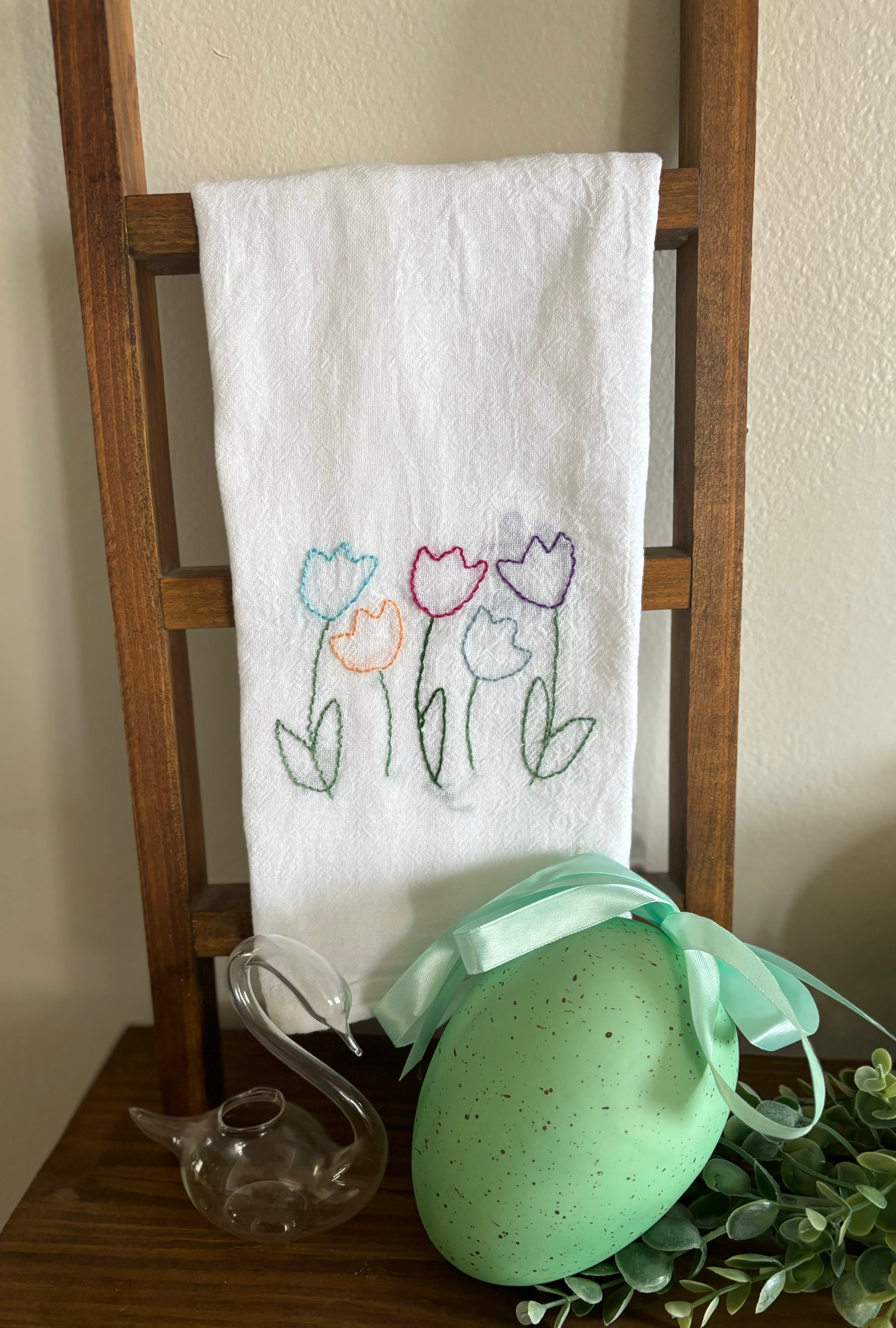 Tulip Hand Towel